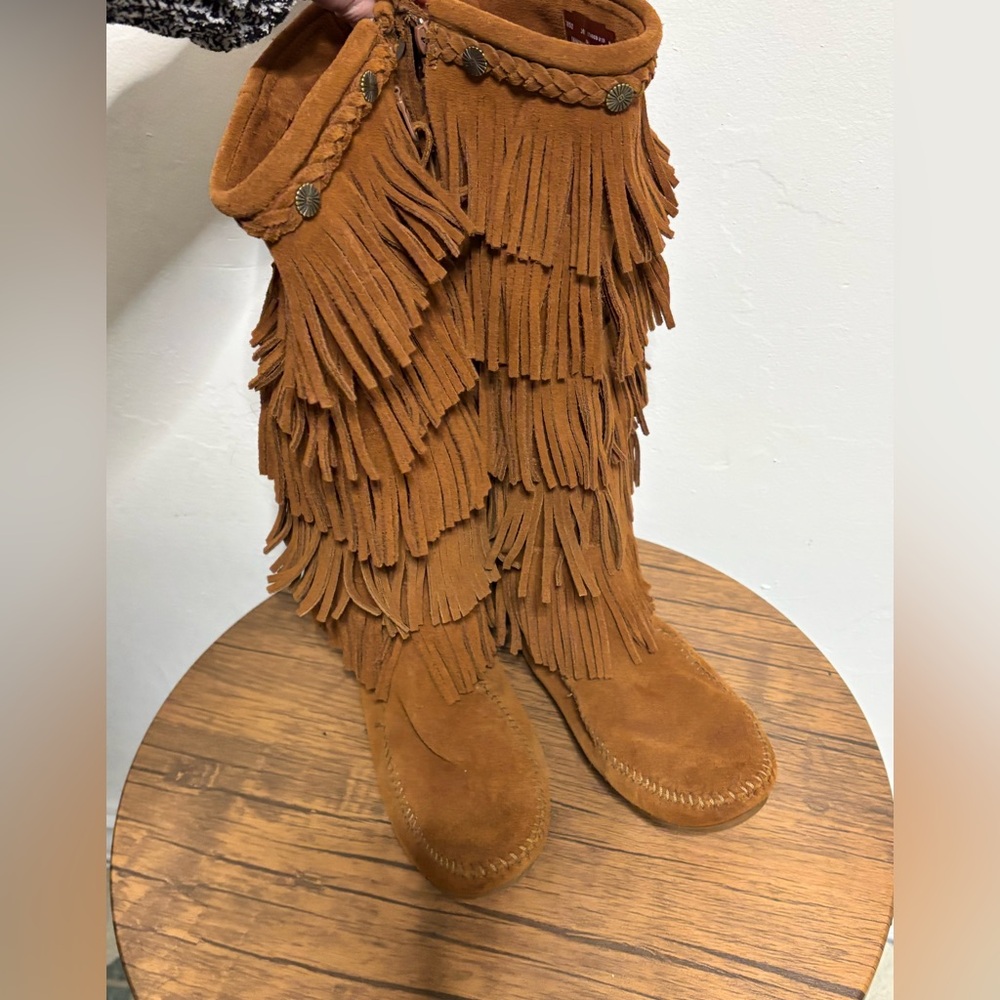 Minnetonka Brown Fringe Winter Boots - Picture 8 of 11